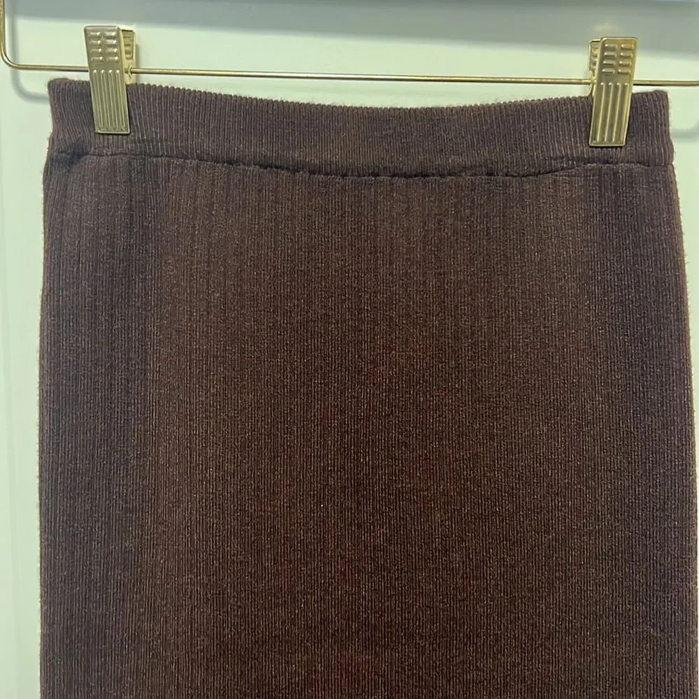 Girls Ruffle Hem Knit Skirt size 10-12 - Picture 5 of 7